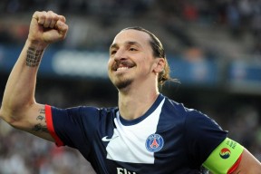 2026世界杯-王者归来！姆巴佩伤愈首秀惊艳全场，澳大利亚球迷集体起立欢呼